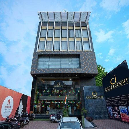 Celebrant Hotel Varanasi Dış mekan fotoğraf