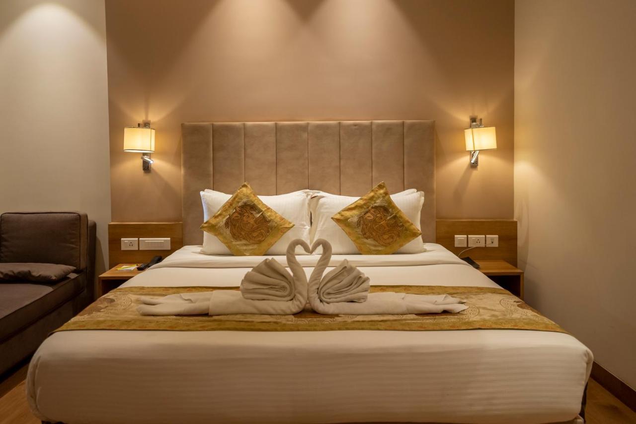 Celebrant Hotel Varanasi Dış mekan fotoğraf