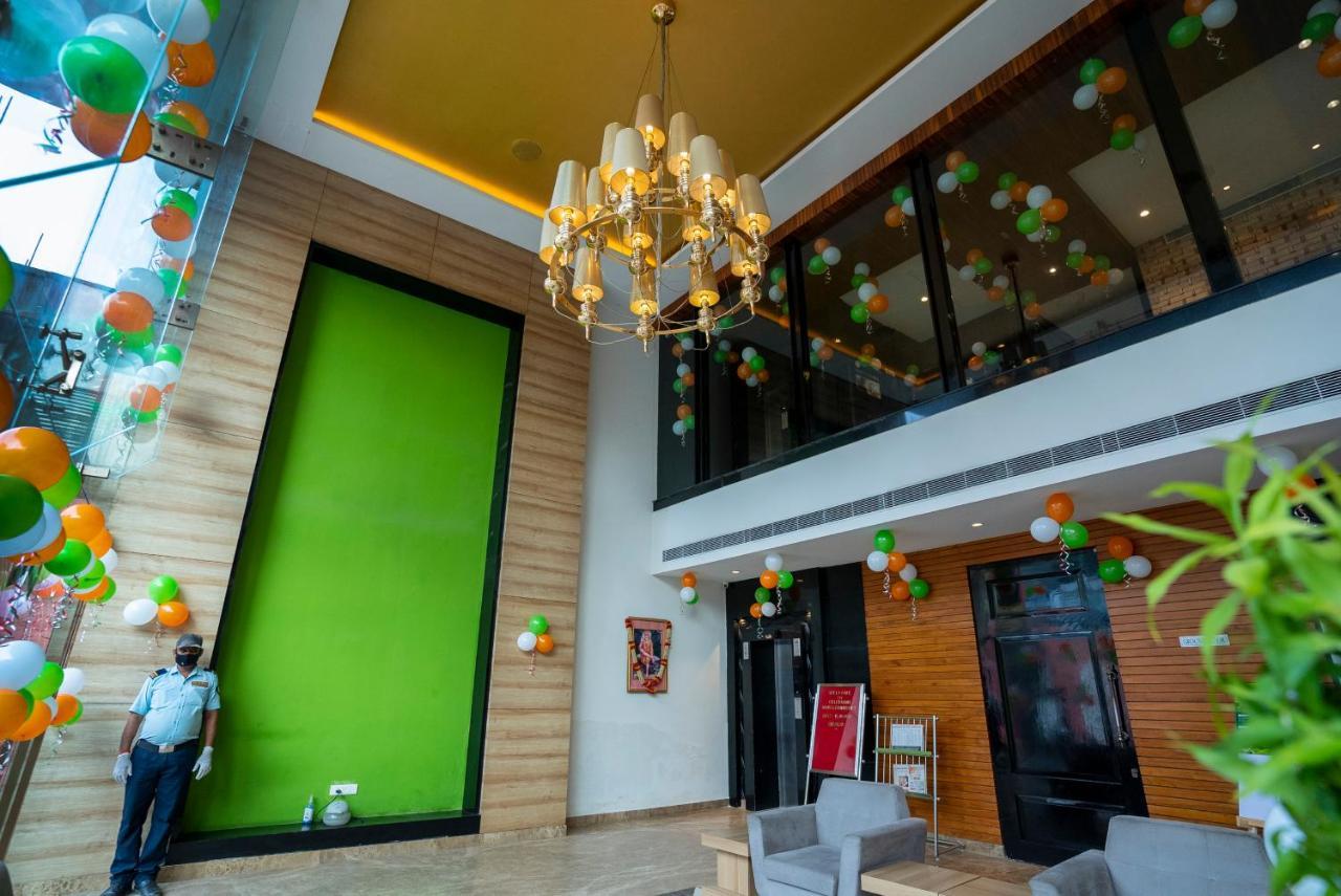 Celebrant Hotel Varanasi Dış mekan fotoğraf