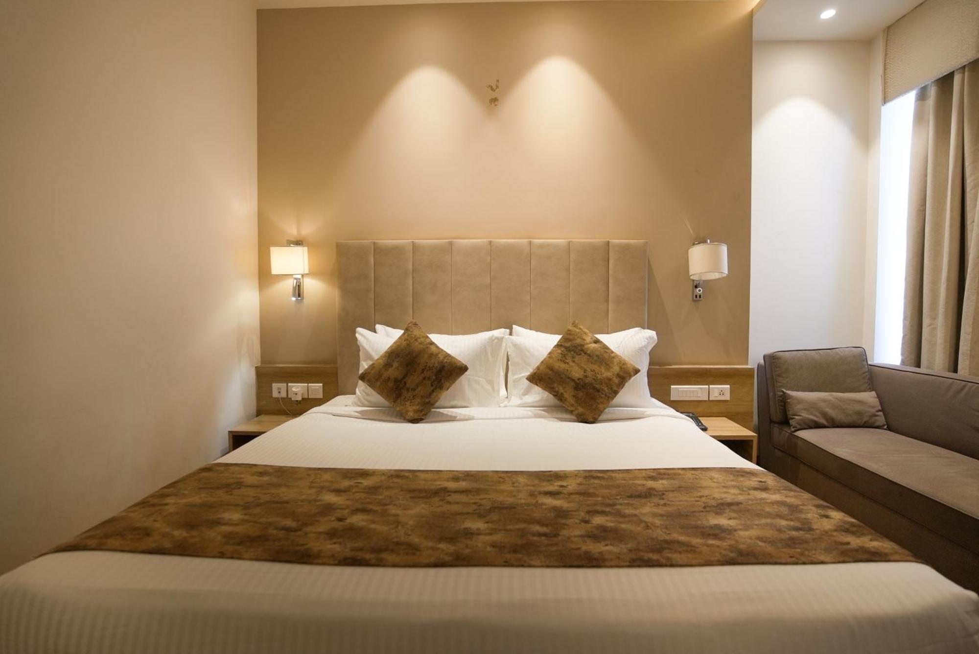 Celebrant Hotel Varanasi Dış mekan fotoğraf